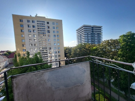 Elbląg AS  NIERUCHOMOŚCI  POLECATRZYPOKOJOWE  MIESZKANIE  Z  BALKONEM  Elbląg, ul.