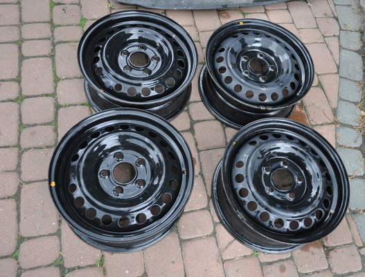 Elbląg HYUNDAI I30 III KIA CEED FELGI STALOWE R15 5x 114.3 mm 6Jx 15 KOMPLET ET 46
