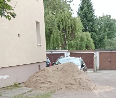 Elbląg Piasek do piaskownicy oddam.