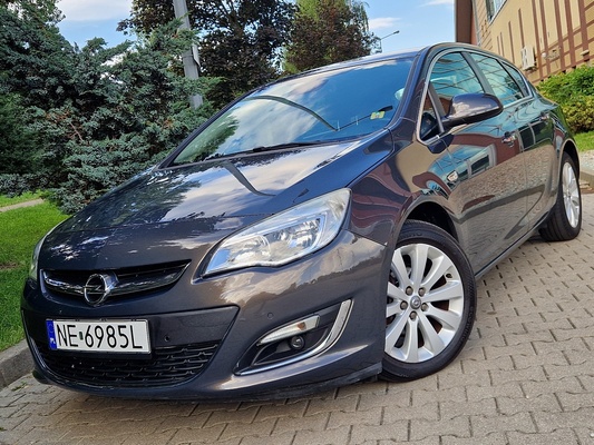 Elbląg Opel Astra CosmoRok Produkcji 2013/Rej20141.4Benz 140KM Manual-Klimatronic Alufelgi Skory Kamera-PEŁNA