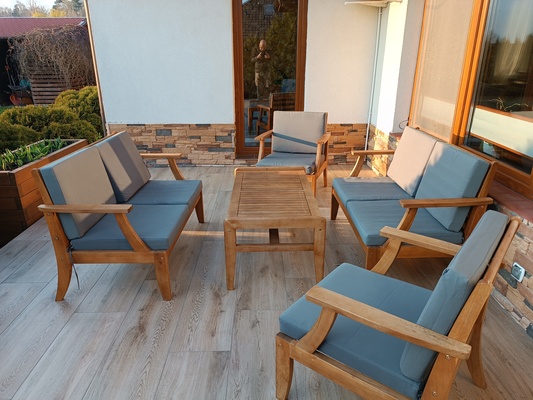 Elbląg SPRZEDAM MEBLE NA TARAS. Jak na zdjęciach. Komplet mebli ogrodowych wykonanych z drewna akacjowego. Stolik, dwa