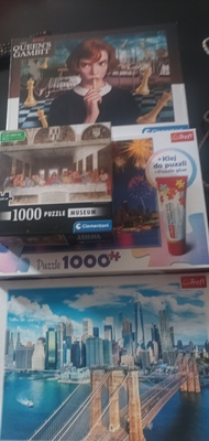 Elbląg Witam 
Mam do oddania 4 pudełka puzzli za małą czekoladę.