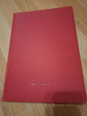 Elbląg Kalendaez książkowy A4,czerwona, fajna okładka. 
Nowy, na rok 2026.
Są strony miesięczne, z podziałem na dni,