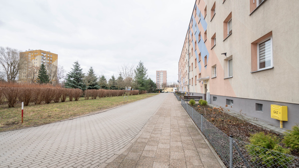 Elbląg * * * ABC NIERUCHOMOŚCI * * *POLECAMY! SŁONECZNE MIESZKANIE W DOSKONAŁEJ LOKALIZACJI2 pokoje o pow. 36,97 m2, 2