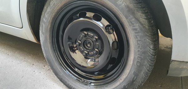 Elbląg Sprzedam 4szt. felgi stalowe 15 - 6Jx15 ET52,5 w bardzo dobrym stanie. Używane były sezonowo do Ford Focus mk2.