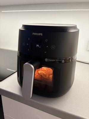 Elbląg Sprzedam prawie całkiem nowy AirFryer Philips. Jednokomorowy. Stan idealny. Odbiór osobisty.