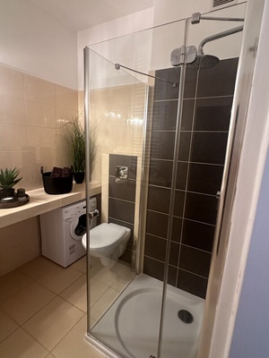 Elbląg Elbląg, Stare Miasto.
Przytulna kawalerka, open space (30 m²)
tylko Wynajem Okazjonalny, min. 10 miesięcy.