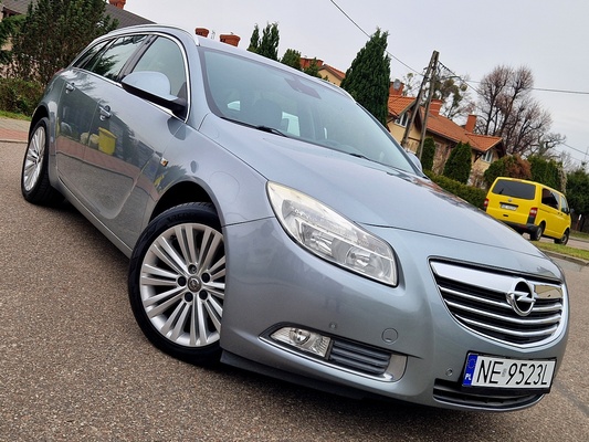 Elbląg Opel InsigniaSilnik : Benzyna 140KM179tys. km Serwis !Zarejestrowany i opłacony!