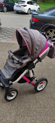 Elbląg Sprzedam wózek dziecięcy Adamex model Barretta jest cały komplet
