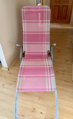 Elbląg SPRZEDAM LEŻAK FOTEL ROZKŁADANY OGRODOWY PLAŻOWY
Solidna stalowa konstrukcja 
Stan wizualny i techniczny bardzo