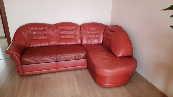 Elbląg Sprzedam narożnik ze skóry naturalnej z funkcją spania, skrzynia na pościel, wymiary ok. 240× 170
Stan