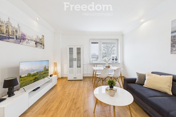 Elbląg FREEDOM NIERUCHOMOŚCISprzedam mieszkanie - Elbląg, Browarna.&nbsp;Na sprzedaż 3-pokojowe mieszkanie po remoncie