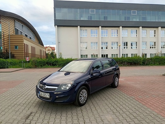 Elbląg OPEL ASTRA III1.6 BENZYNA  2010 ROKSALON POLSKA  Auto zadbane, bez korozji, sprawna