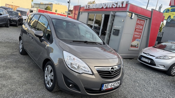 Elbląg Auto Leew LEWANDOWSKI Kupujemy i Sprzedajemy tylko dobre auta Za auta z Polskiego Salonu Płacimy Najwięcej OPEL