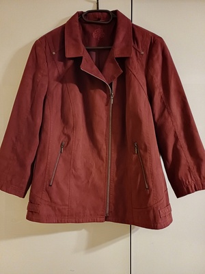 Elbląg Kurtka damska wiosna Bexleys Woman rozmiar 46,kolor burgund, zapinana asymetrycznie, rękaw 7/8,stan jak nowa,