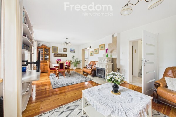 Elbląg FREEDOM NIERUCHOMOŚCISprzedam dom - Morąg, Świerkowa.&nbsp;Szukasz przestrzeni, wygody i solidnej