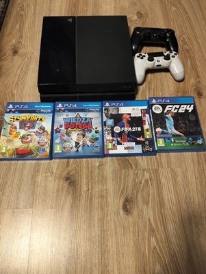 Elbląg Mam do sprzedania ps4 z dwoma padami.