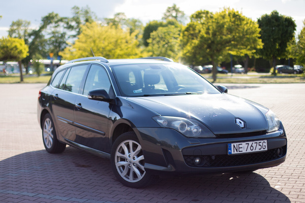 Elbląg RENAULT LAGUNA 2.0 BENZYNA 9 900 zł