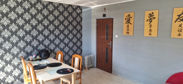 Elbląg 🌿 3-pokojowe mieszkanie z ogródkiem i miejscem parkingowym! 🚗Pełna własność, parter, gotowe do