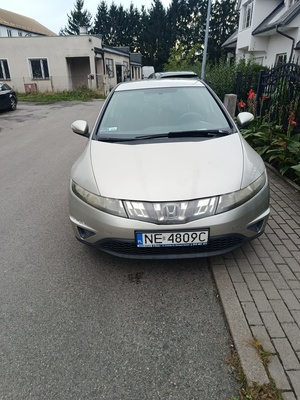 Elbląg Honda Civic VIII UFO 1.4 benzyna, 2007 – sprawna i gotowa do jazdy