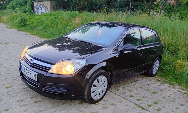 Elbląg Opel AstraPoj 1,4 benzyna Rok 2005KlimatyzacjaPoduszka powietrznaAbsWspomaganie kierownicyRadio Immobilizer.