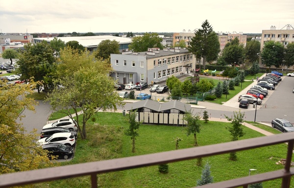 Elbląg ATUT NIERUCHOMOŚCI poleca:  Mieszkanie 2 pokojowe, rozkładowe dla osób młodych NA DOBRY POCZĄTEK.