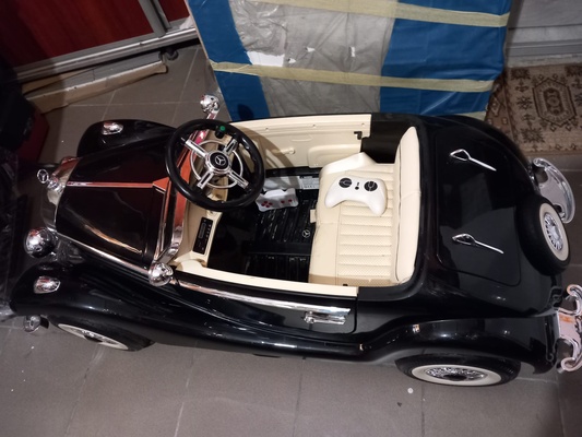 Elbląg Sprzedam autko dla dziecka, nieużywane. Wymiary 140x60.