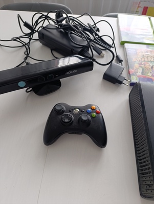 Elbląg Sprzedam konsolę x-box 360&nbsp; &nbsp; 
