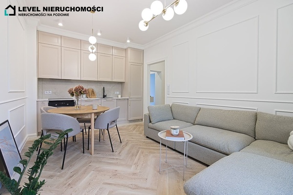 Elbląg LEVEL NIERUCHOMOŚCI  Gotowe mieszkanie czteropokojowe63m2      II piętro 