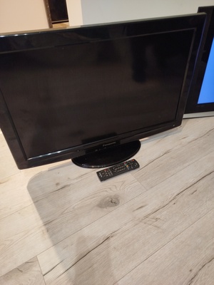 Elbląg Sprzedam 2 sprawne telewizory z pilotami :
Samsung 32 - 120zl
Panasonic 32- 250zl
 Odbiór w Jeglowniku