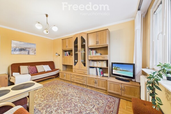 Elbląg FREEDOM NIERUCHOMOŚCIWynajmę mieszkanie - Elbląg, Starowiejska. Oferuję na wynajem przytulne, dwupokojowe