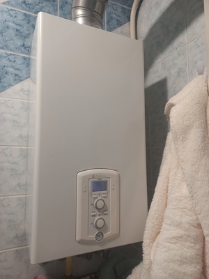 Elbląg Sprzedam piec gazowy dwufunkcyjny firmy Chaffoteaux 10 letni, co roku przegląd, na chodzie. W tym roku
