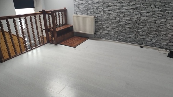 Elbląg Wynajmę mieszkanie jednopokojowe z balkonem  1400zł plus prąd ( czynsz jest już wliczony w cenę najmu ).