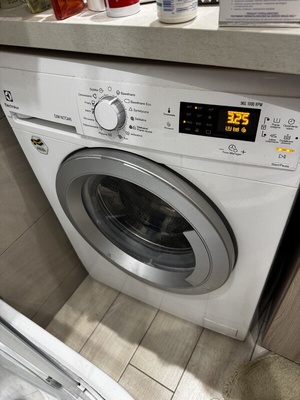 Elbląg Sprzedam pralkę elektrolux slim głębokość tylko 39cm
Kompaktowa, sprawna, odbiór na terenie Elbląga 
Cena 300