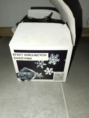 Elbląg Projekt LED Efekt wirujących śnieżynek.
Stan bdb