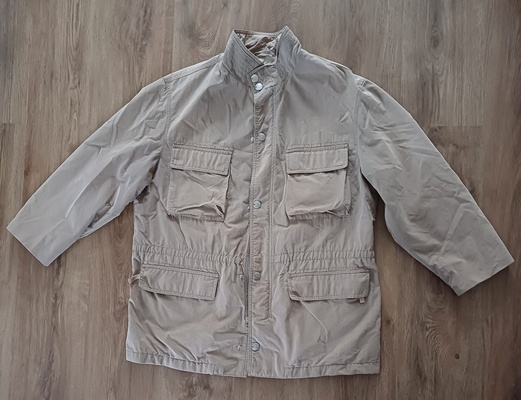 Elbląg Kurtka męska PIERE CARDIN, cienka wiosenna, rozmiar 27.Specyficzna rozmiarówka. Jest to kurtka dla Pana o