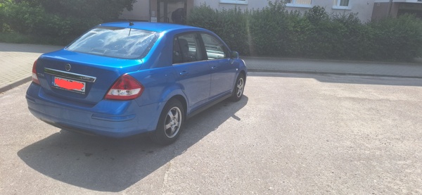 Elbląg Sprzedam Nissan tiida 1.8 6 biegów dużo nowych części przegląd na 1rok OC też więcej informacji pod nr