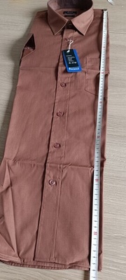 Elbląg Nowa koszula męska, rozm ok. XL, brązowa, na krótki rękaw. Cena  20 zl. Dlugosc 70 cm, szerokość 61 cm