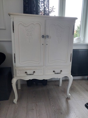 Elbląg Mam do sprzedania komodę drewnianą 200zl zdjęcia na priv