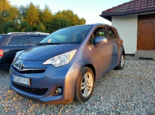Elbląg 🚗 Sprzedam Toyota Verso S 🚗 auto prod. Japan 2013 r, dach panoramiczny, lakier metalik perła, kamera cofania,