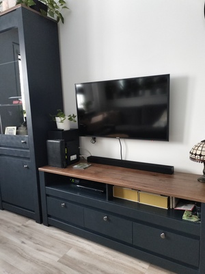 Elbląg Sprzedam komplet zakupiony w Black and White 5 lat temu. 
Rok temu zestaw przemalowano na kolor antracyt i