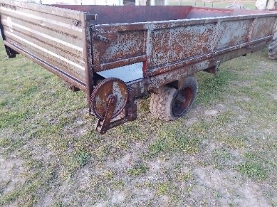 Elbląg Sprzedam przyczepę rozrzutnik. 
Cena: 1500 zł
Proszę o kontakt telefoniczny.