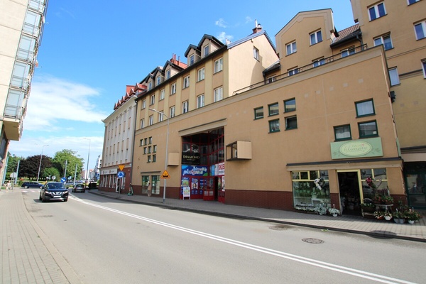 Elbląg NIERUCHOMOŚCI ANNA KRASZEWSKALokal handlowo-usługowy na parterze w centrum miasta ul. Nitschmanna