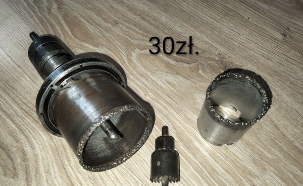 Elbląg Odwornica do gniazdek, z głowicą SDS do betonu. Wieszak ES płaski do profili CD60 > > >