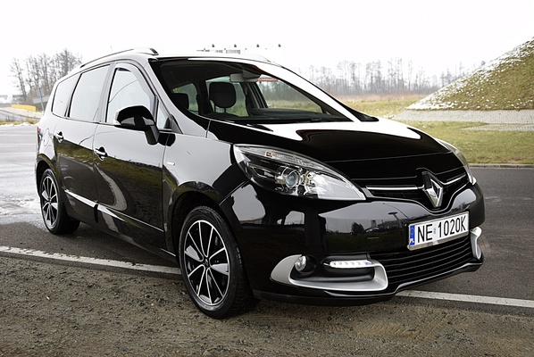 Elbląg Sprzedam samochód osobowy Renault Megane Grand Scenic, 1.6 Diesel, rok produkcji 2015.Rodzinne auto 7 osobowe w