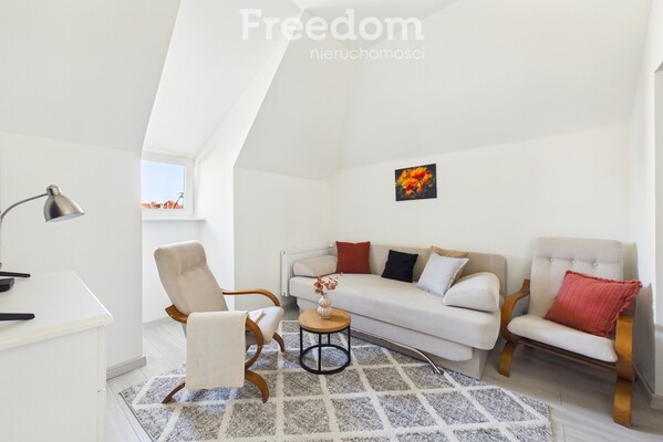 Elbląg FREEDOM NIERUCHOMOŚCISprzedam mieszkanie - Elbląg, Pionierska.&nbsp;Na sprzedaż przytulne mieszkanie położone