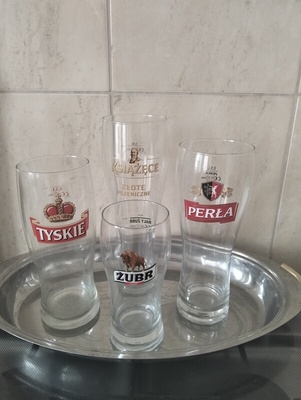 Elbląg Nieużywane szkło do użytku domowego.