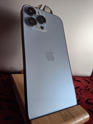 Elbląg Witam, na sprzedaż posiadam iPhone 13 Pro Max w pięknym kolorze Sierra Blue z wbudowaną pamięcią 128GB i