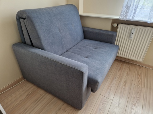 Elbląg Sprzedam jednoosobową amerykankę – bardzo dobry stan.