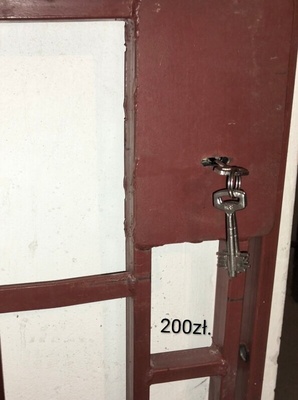 Elbląg Krata do piwnicy, jako dodatkowe zabezpieczenie drzwi, wzmocniona z ościeżnicą, zamykana na klucz. Wymiar kraty